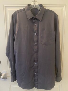 Silk Gray Button Up